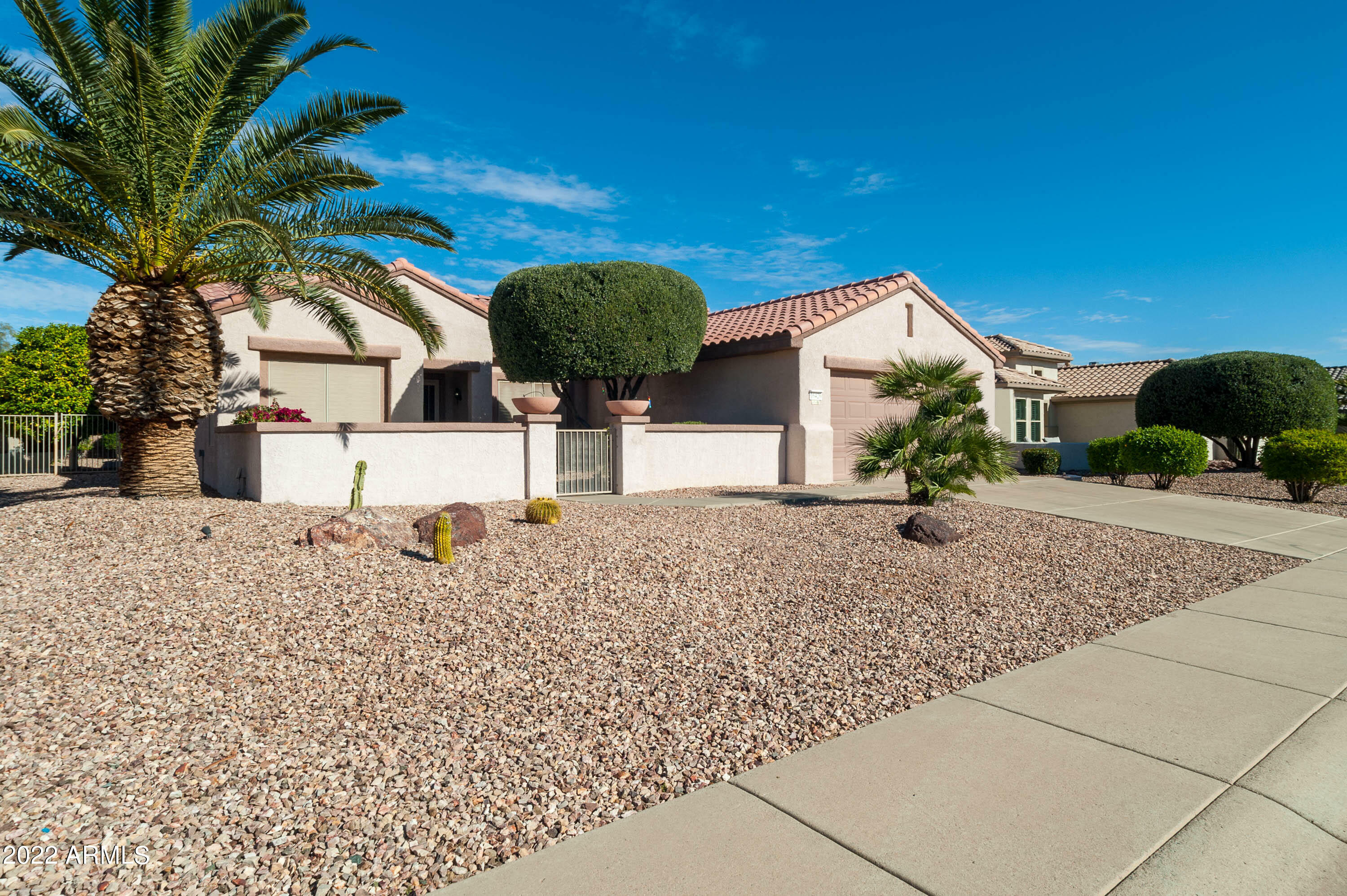 Property Photo:  16426 W Boulder Vista Drive  AZ 85374 