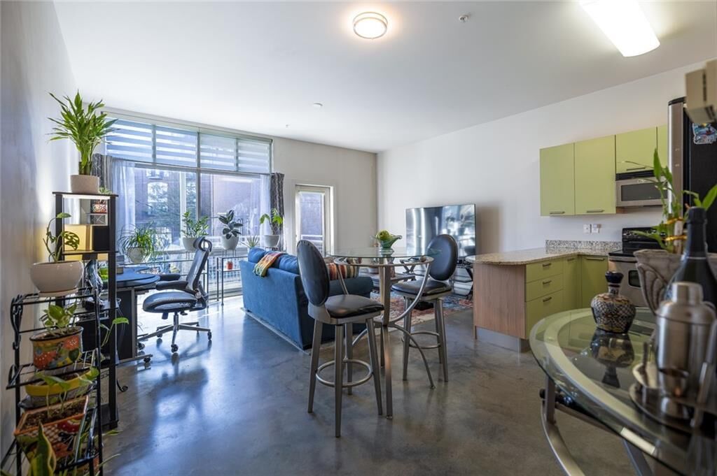 Property Photo:  89 Mangum Street SW 220  GA 30313 