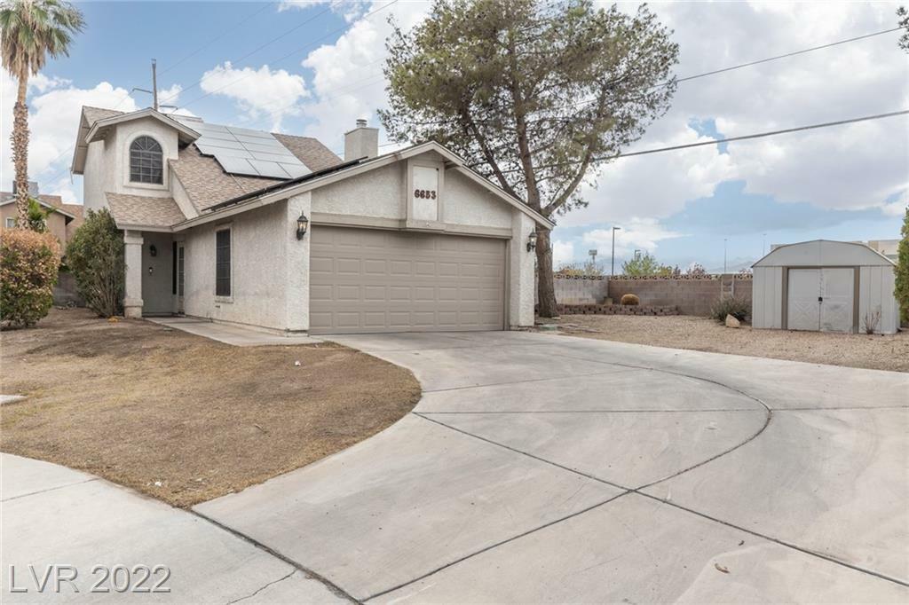 Property Photo: 6653 Messenger Court NV 89108