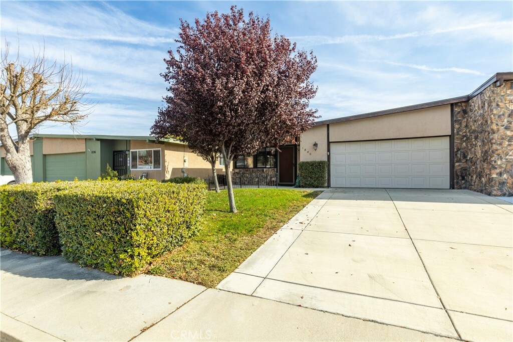 Property Photo:  1840 Kimberly Drive  CA 93446 