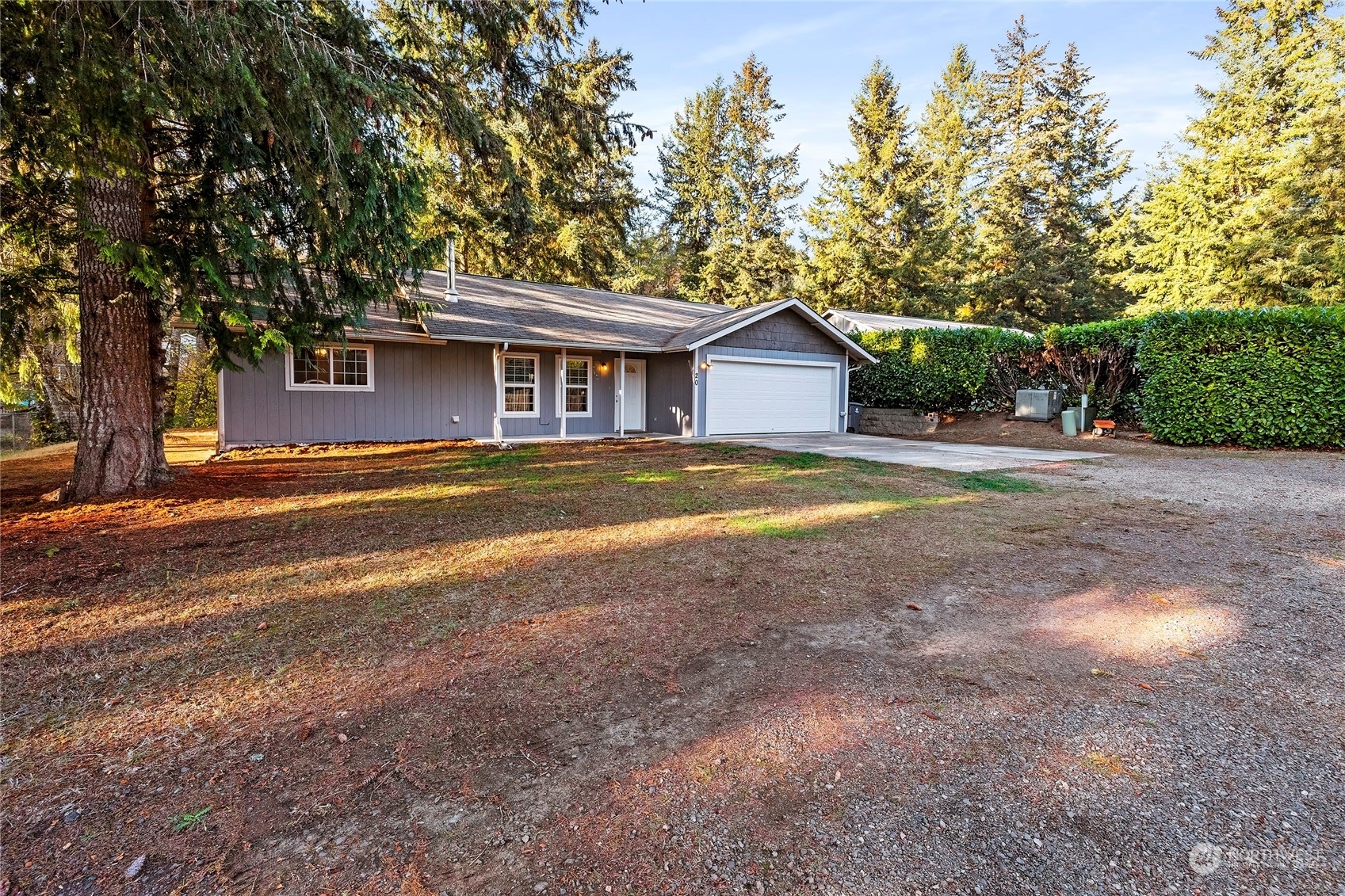 Property Photo:  20 NE Allen Court  WA 98528 