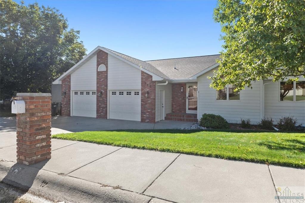 Property Photo:  946 Ginger Avenue  MT 59105 