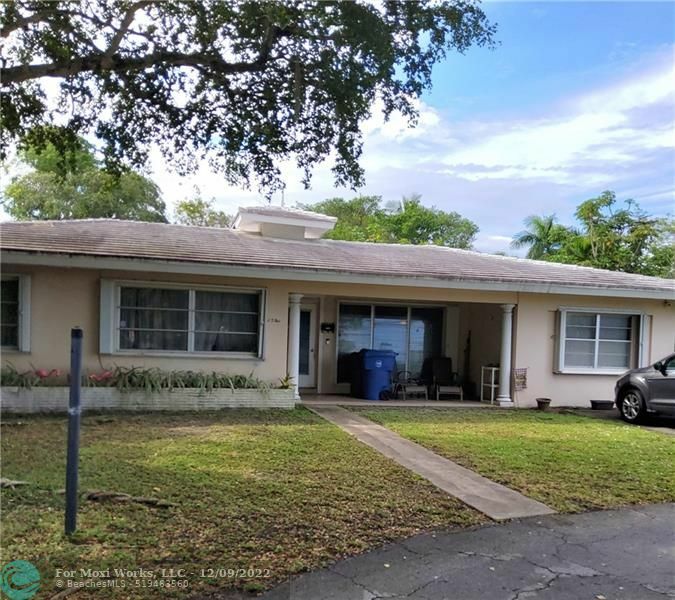 Property Photo:  2000 Coral Gardens Dr  FL 33306 