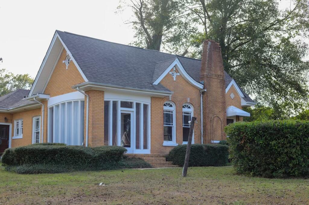 Property Photo:  706 Tuscan Ave.  MS 39401 