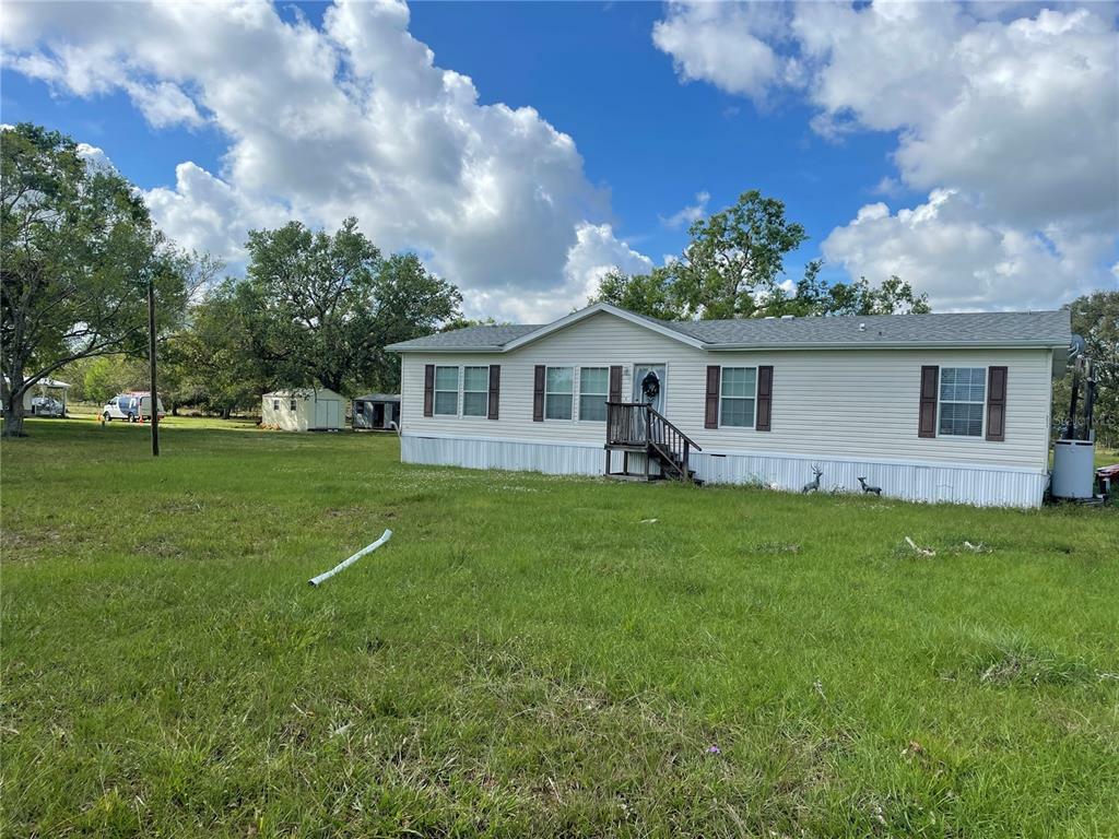 Property Photo:  2113 NW Garvin Avenue  FL 34266 