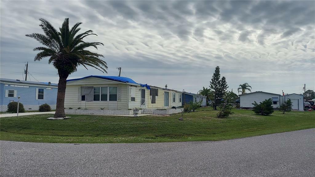 Property Photo: 3654 Rossmere Road FL 33953