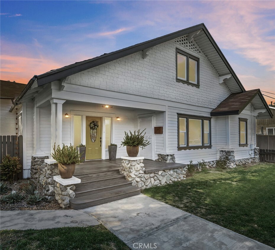 Property Photo:  809 William Street  CA 91768 