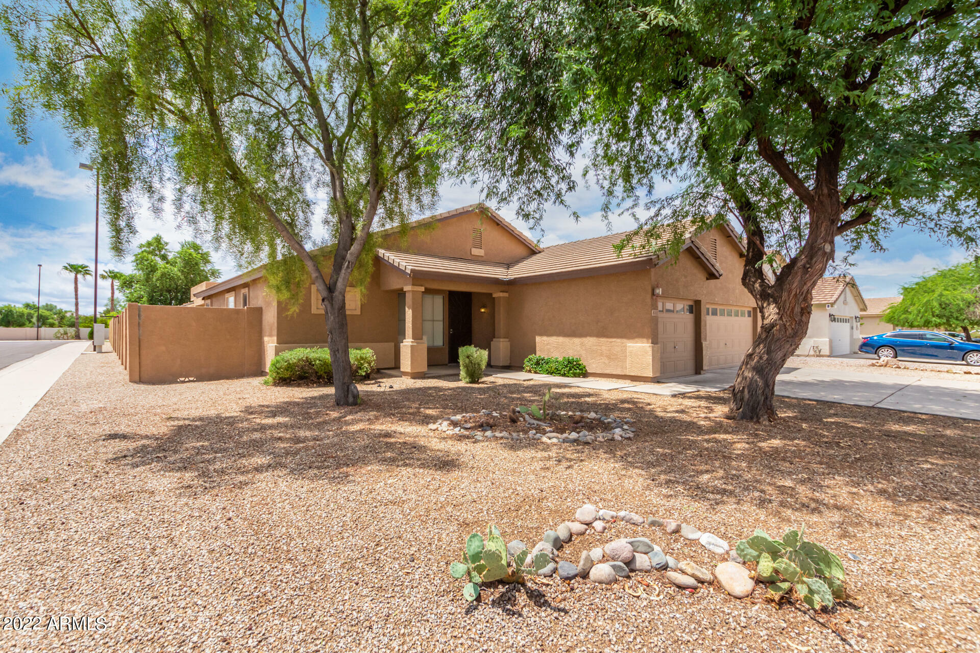 Property Photo:  4311 E Del Rio Street  AZ 85295 