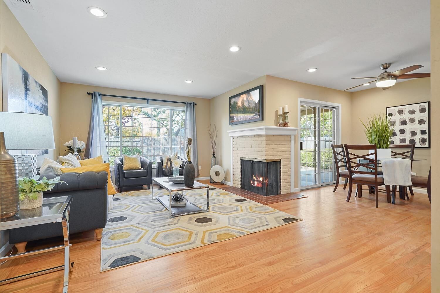 Property Photo:  1513 Wyant Way  CA 95864 