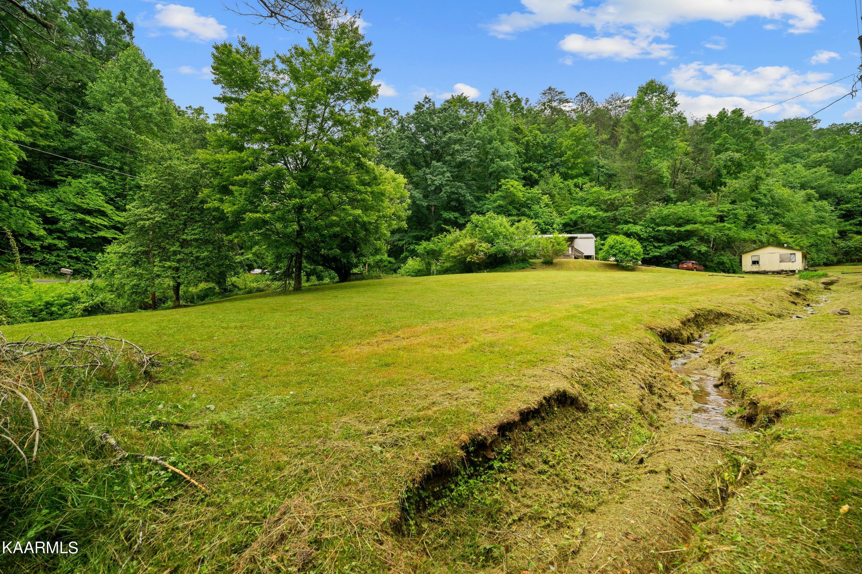 Property Photo: 4204 Boogertown Rd TN 37876