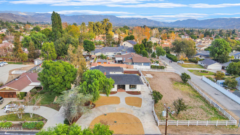 Property Photo:  3096 Reservoir Drive  CA 93065 