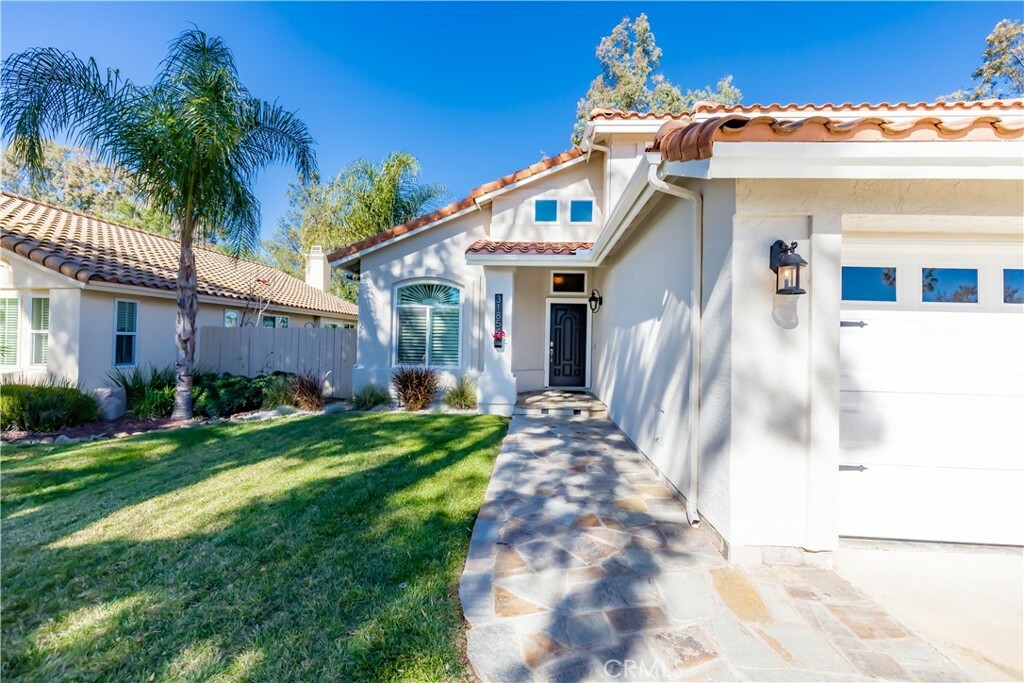 Property Photo:  31854 Corte Mendoza  CA 92592 