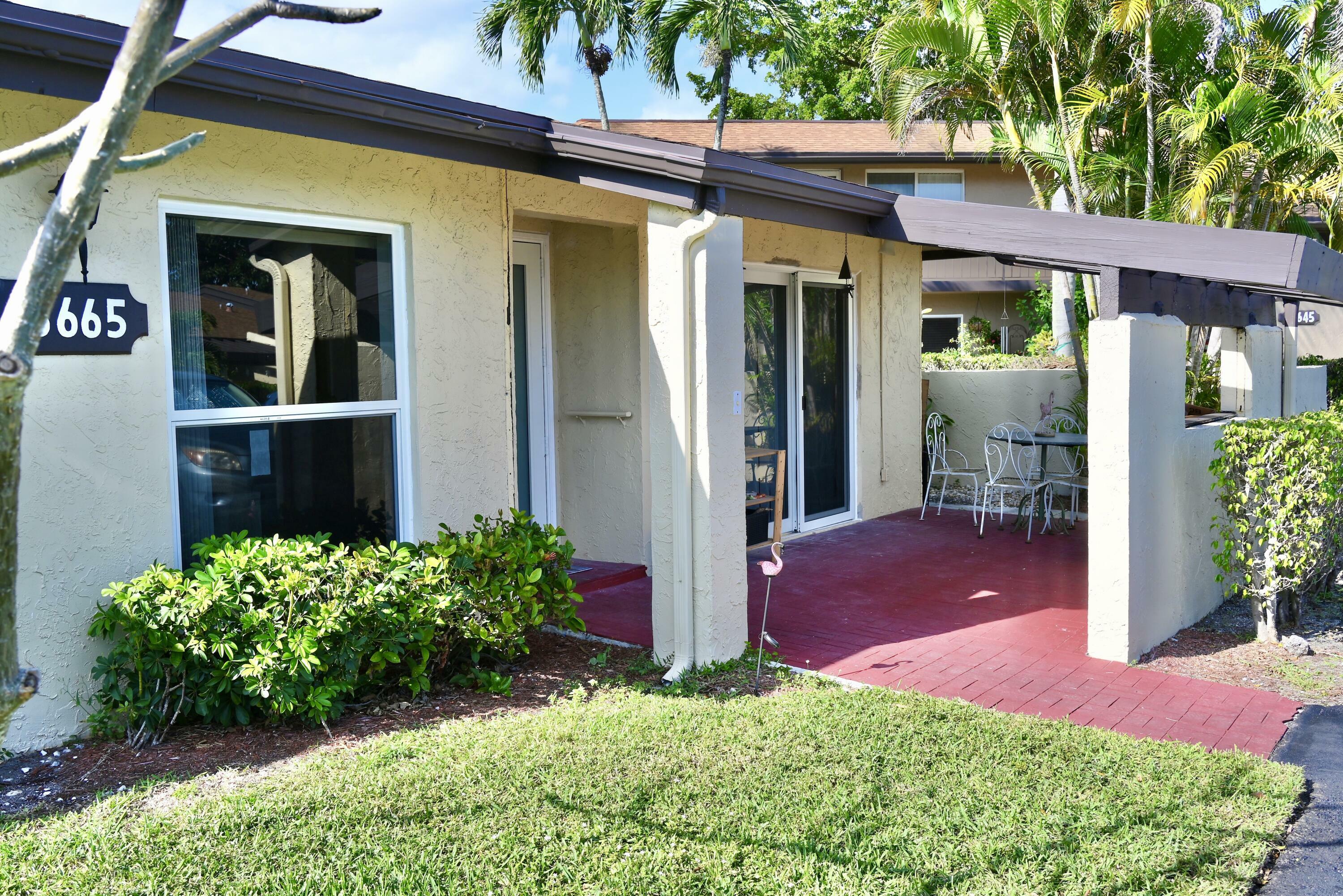 Property Photo: 13665 Via Aurora D FL 33484