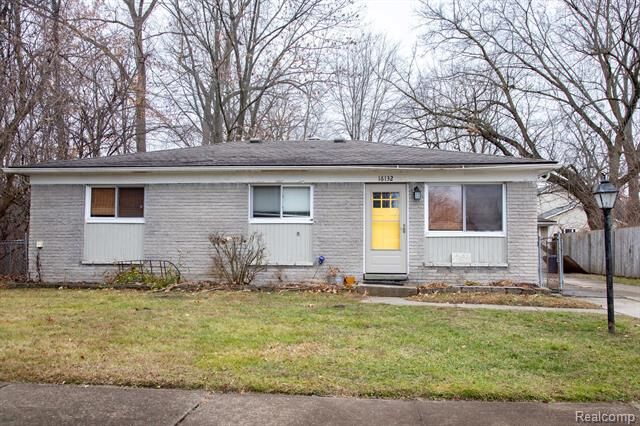 Property Photo: 16132 Wellington Street MI 48180
