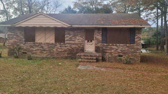 865 Clements Street  Thomson GA 30824 photo