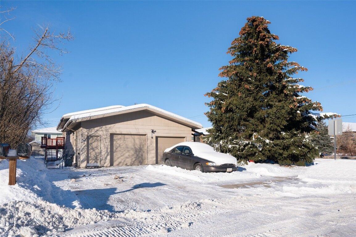 Property Photo:  523 & 525 N 20th Ave  MT 59718 