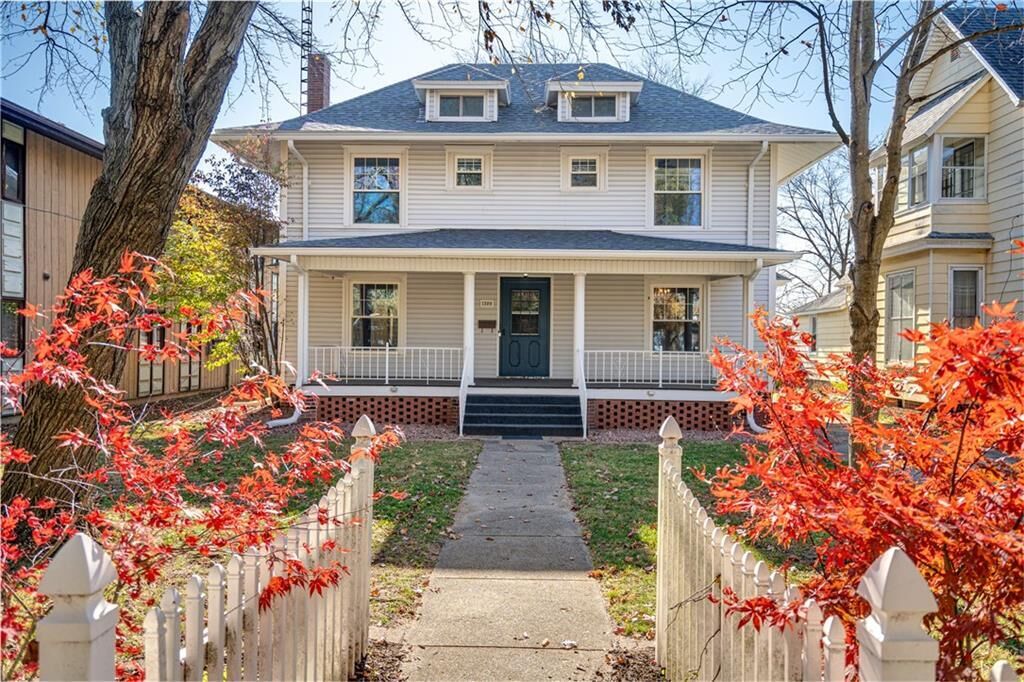 Property Photo:  1309 Lafayette Avenue   61938 