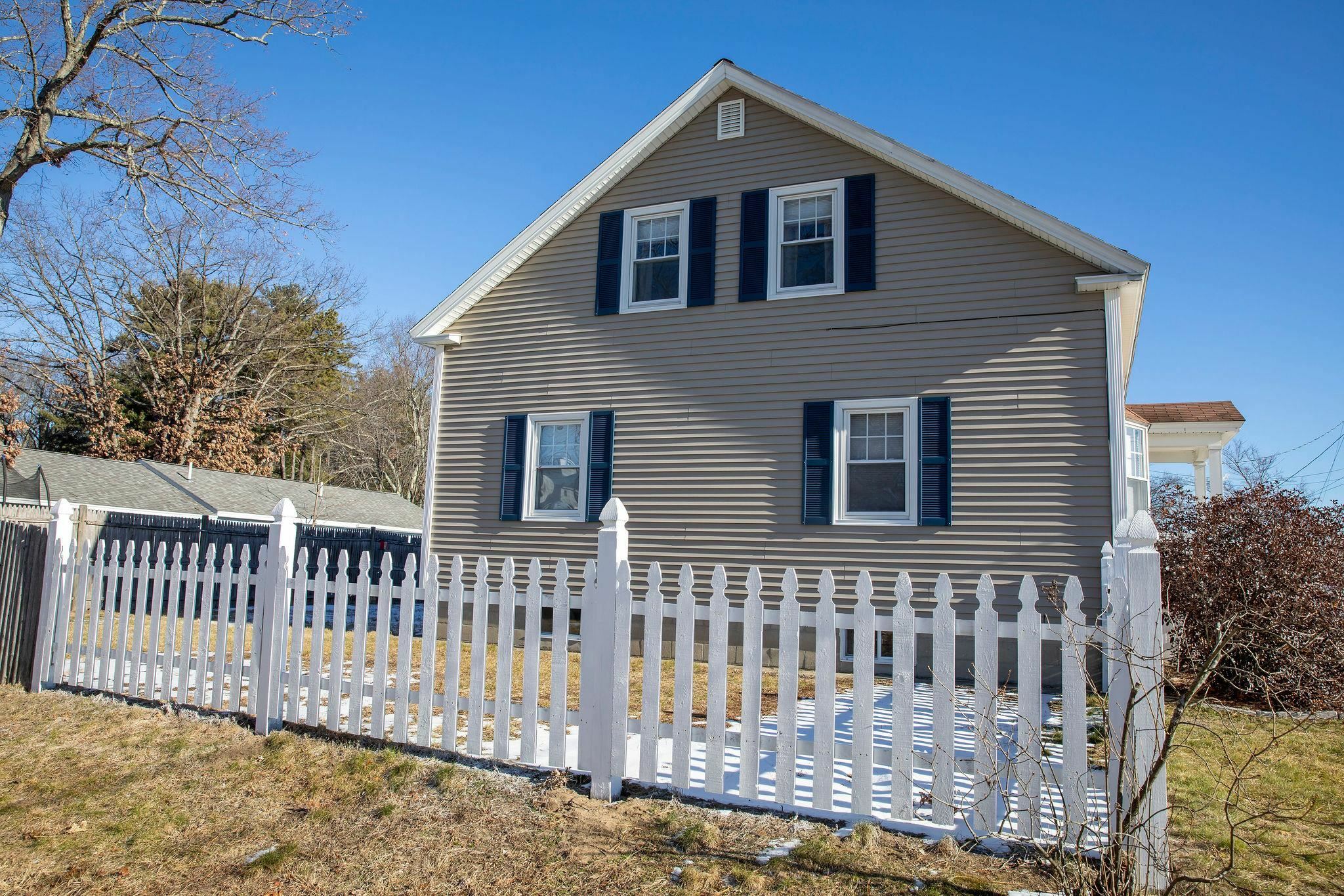 Property Photo:  78 East Glenwood Street  NH 03060 