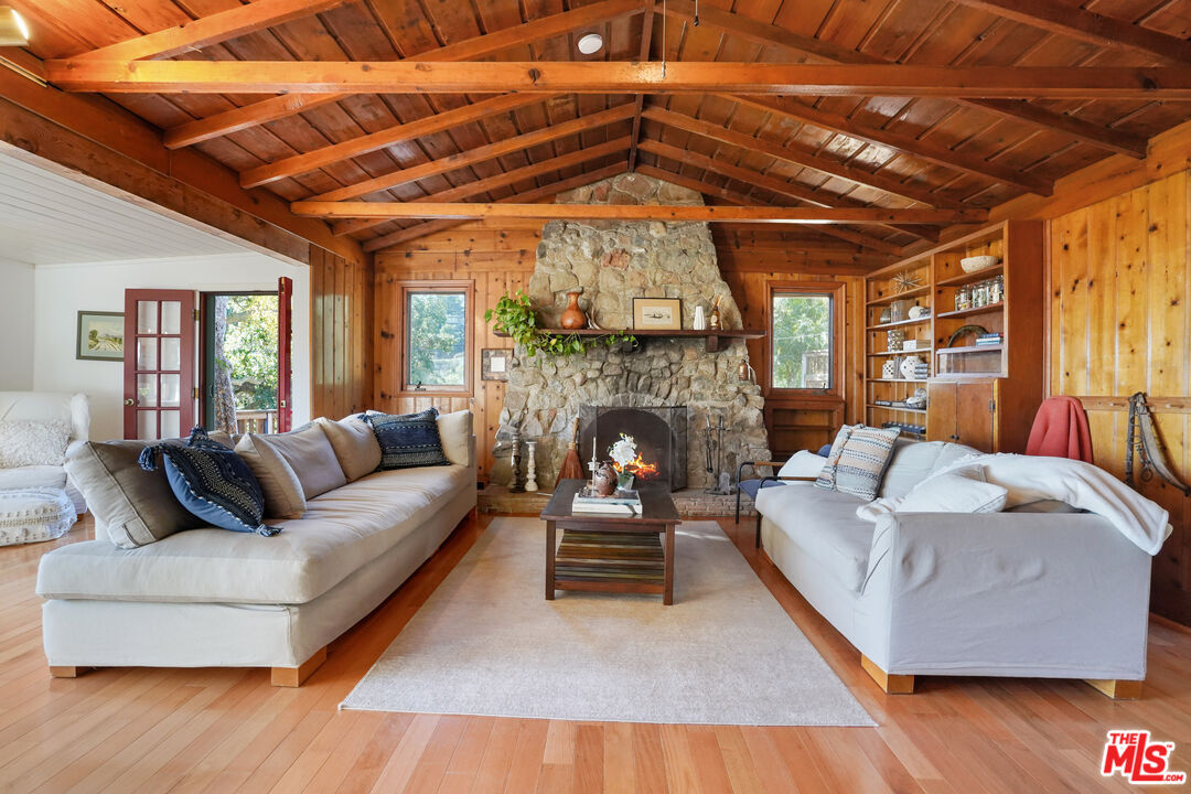 Property Photo:  26569   Ocean View Dr  CA 90265 