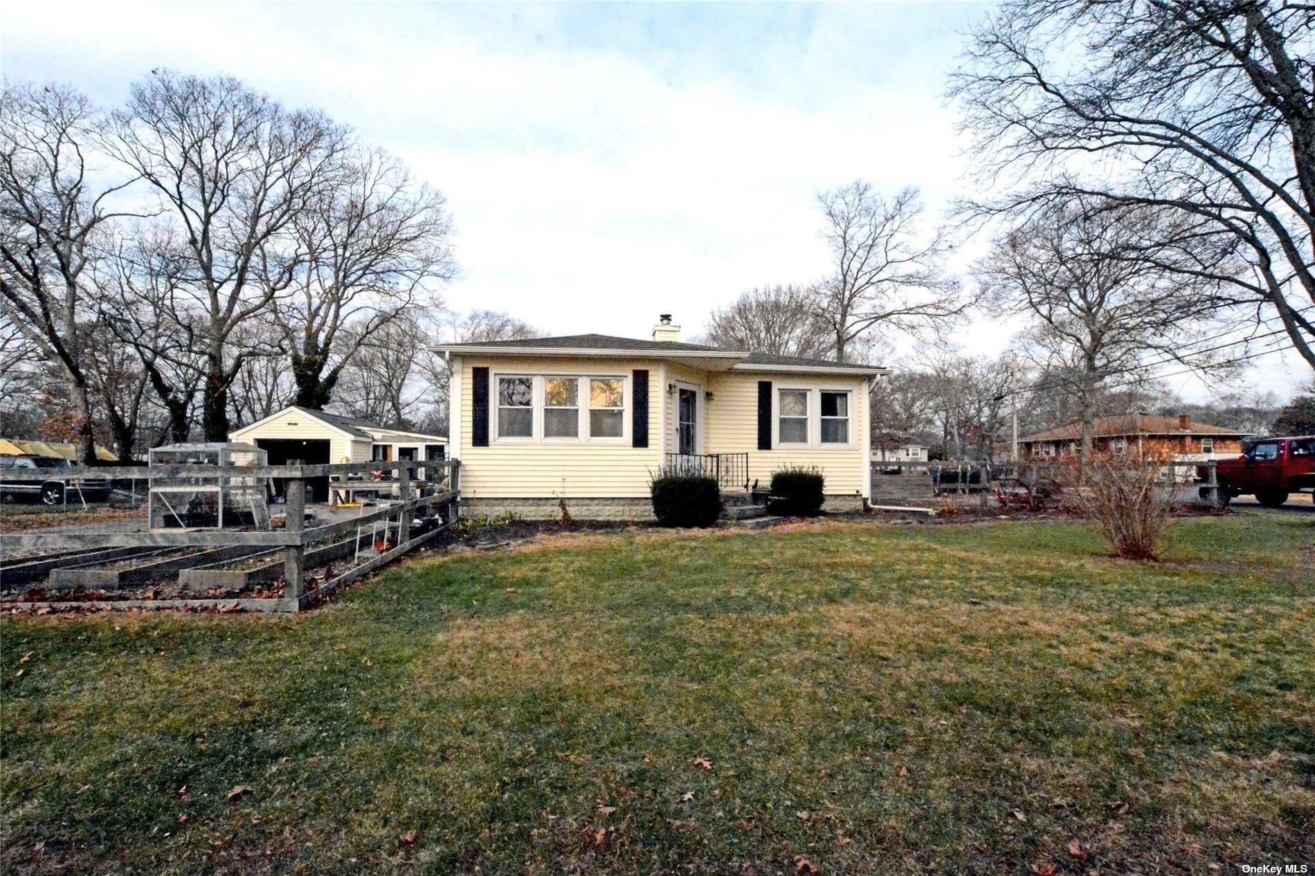 Property Photo:  121 Pine Road  NY 11951 