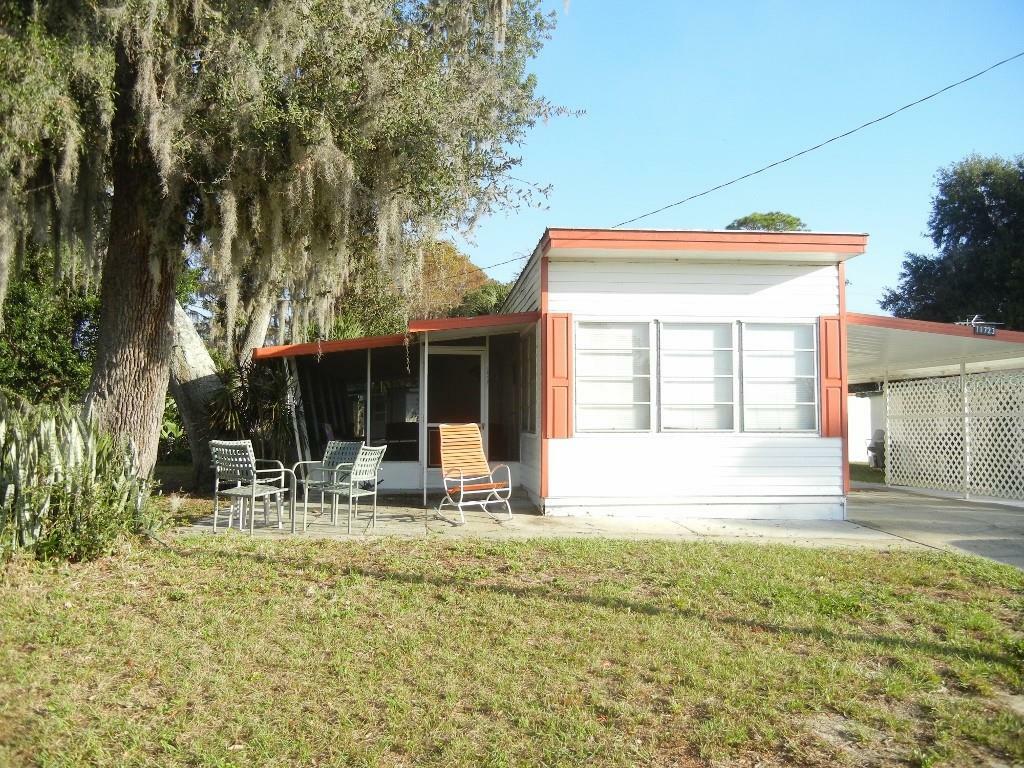 Property Photo:  11723 Magnolia Avenue  FL 32778 