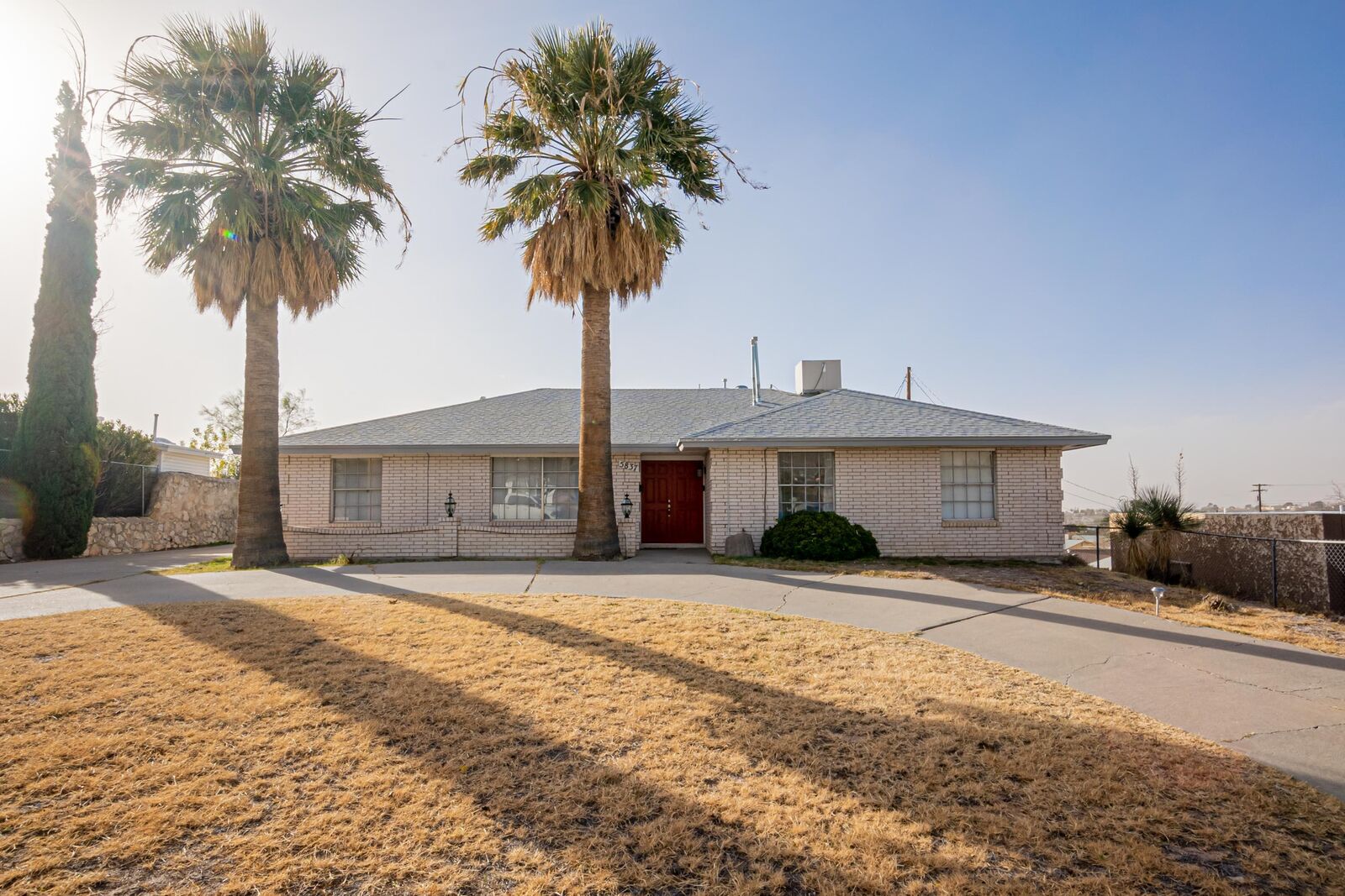 Property Photo: 5837 Viewmont Lane TX 79912