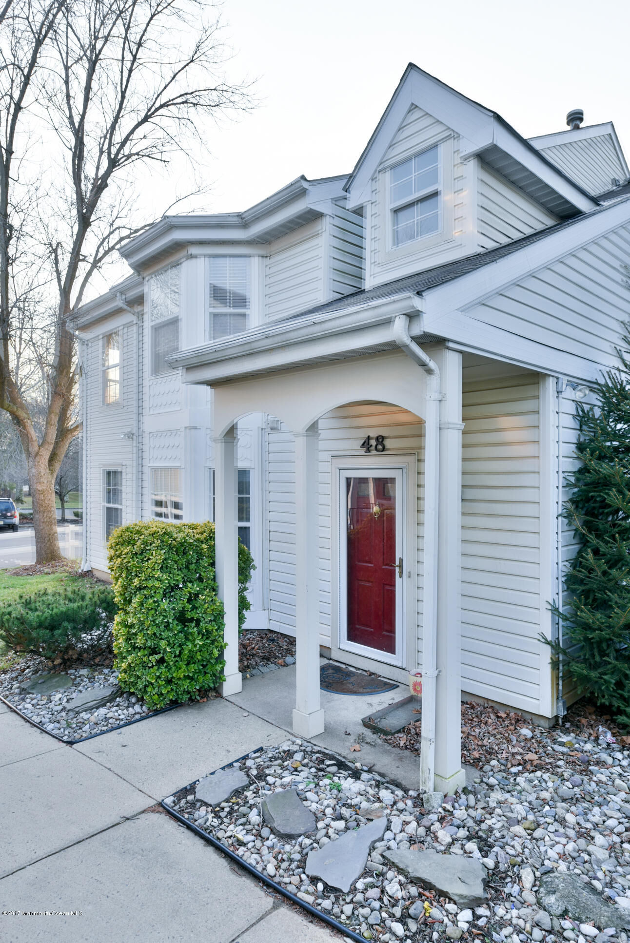 Property Photo:  48 Tulip Lane  NJ 07728 