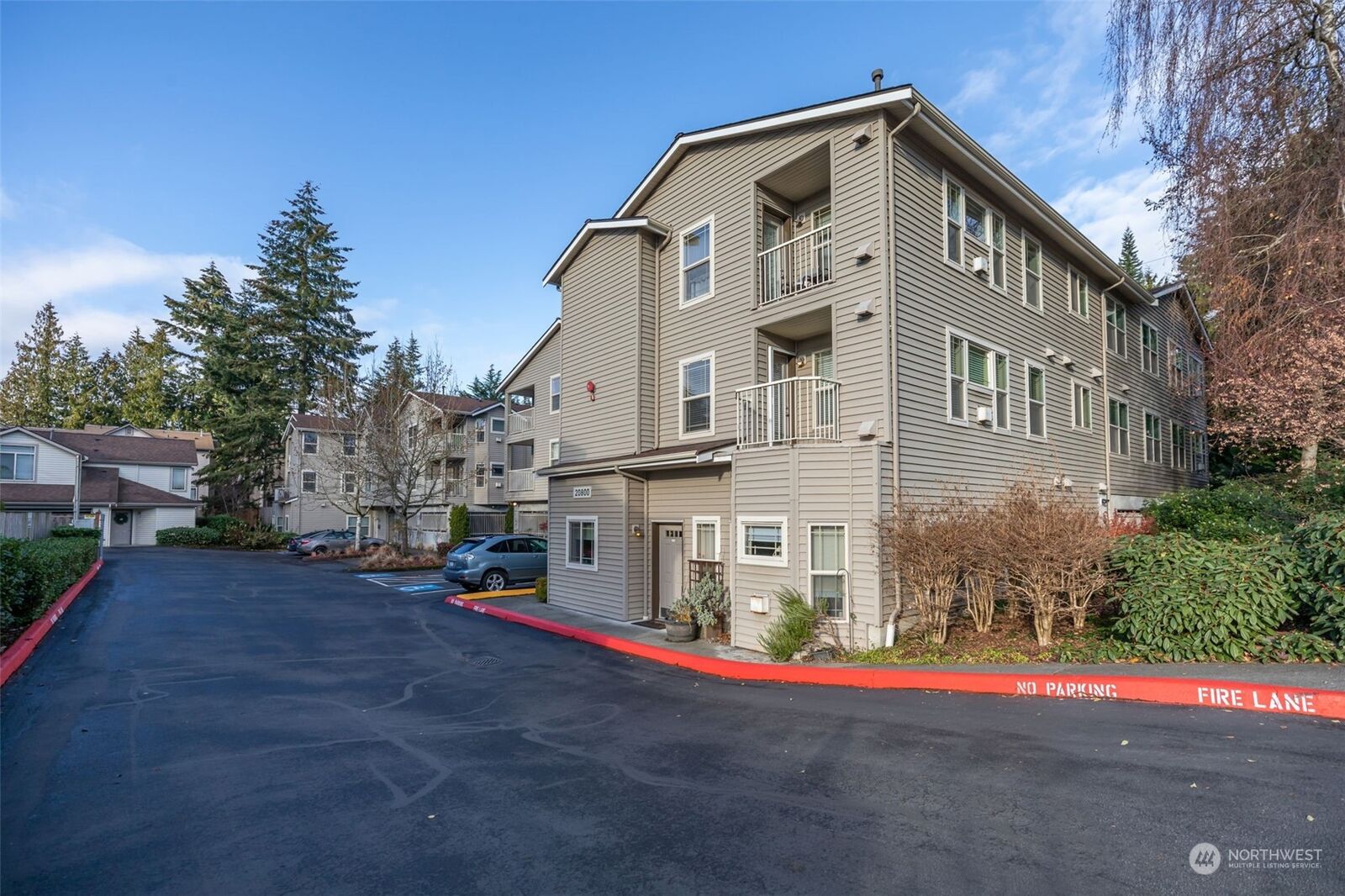 Property Photo: 20800 72nd Avenue W 201 WA 98026