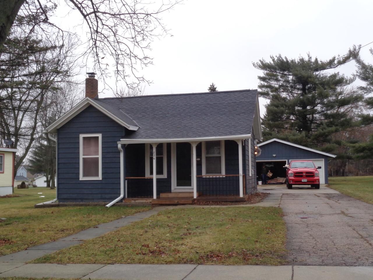 Property Photo:  826 East Franklin St  WI 53963 