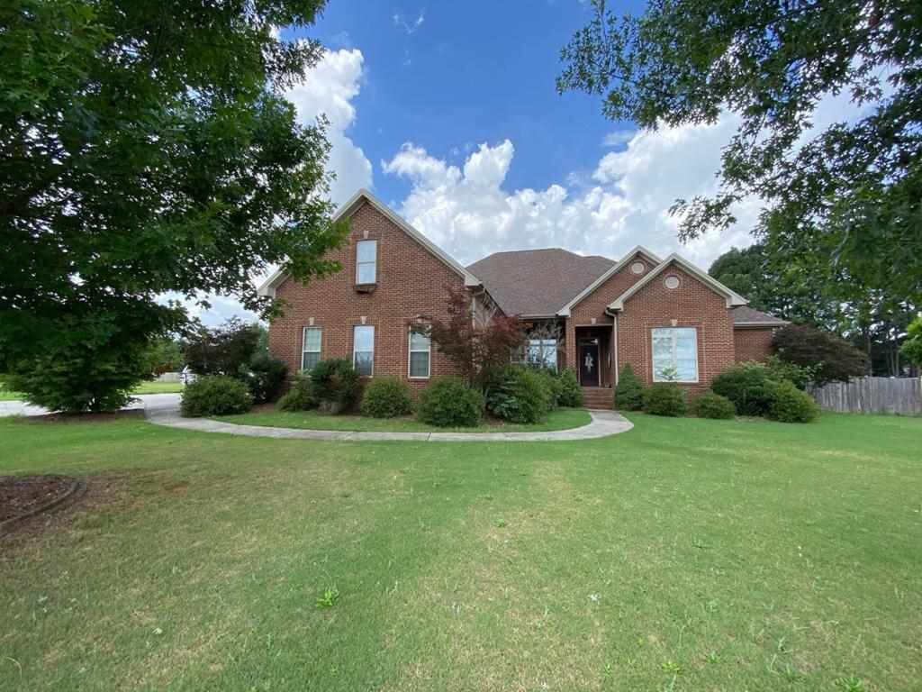 Property Photo:  393 Barbara St  AL 35674 - TUSCUMBI 