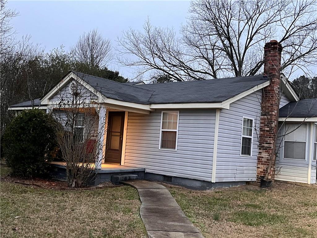 Property Photo:  334 Hoke Okelly Mill Road  GA 30052 