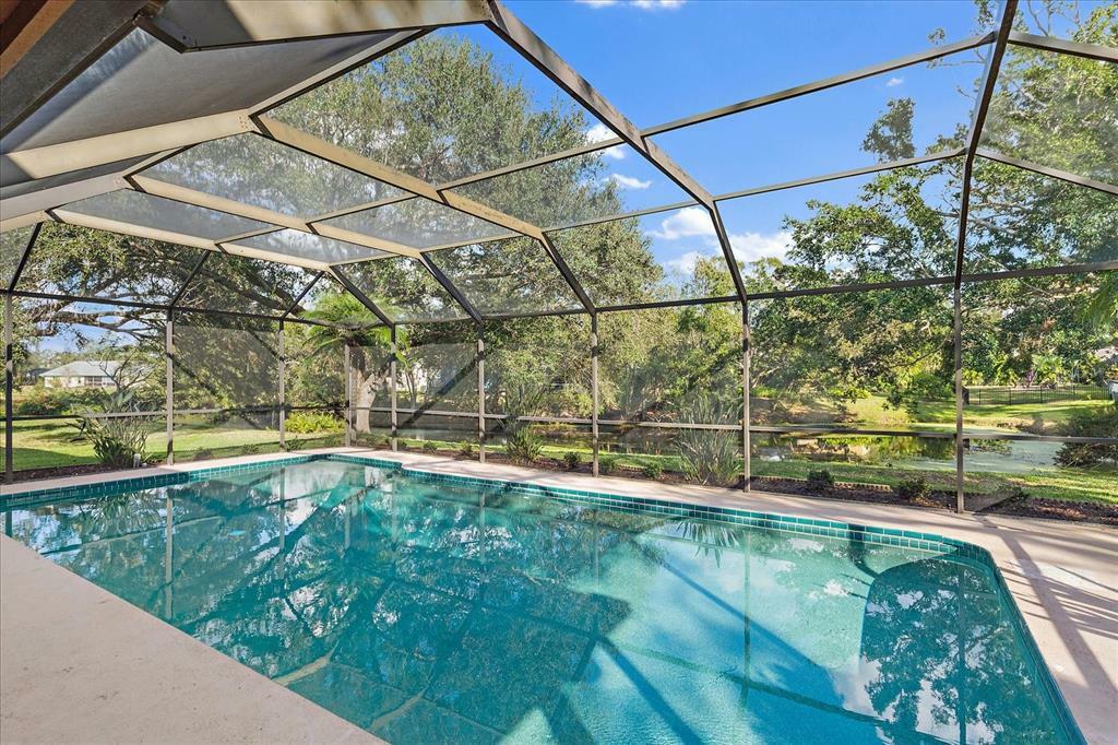 Property Photo: 5367 Dominica Circle FL 34233