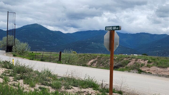 Property Photo: 6506 Grand Am Way MT 59808