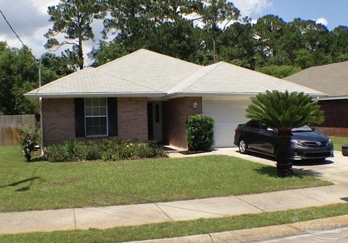 Property Photo: 8598 Wilburn Cv FL 32566