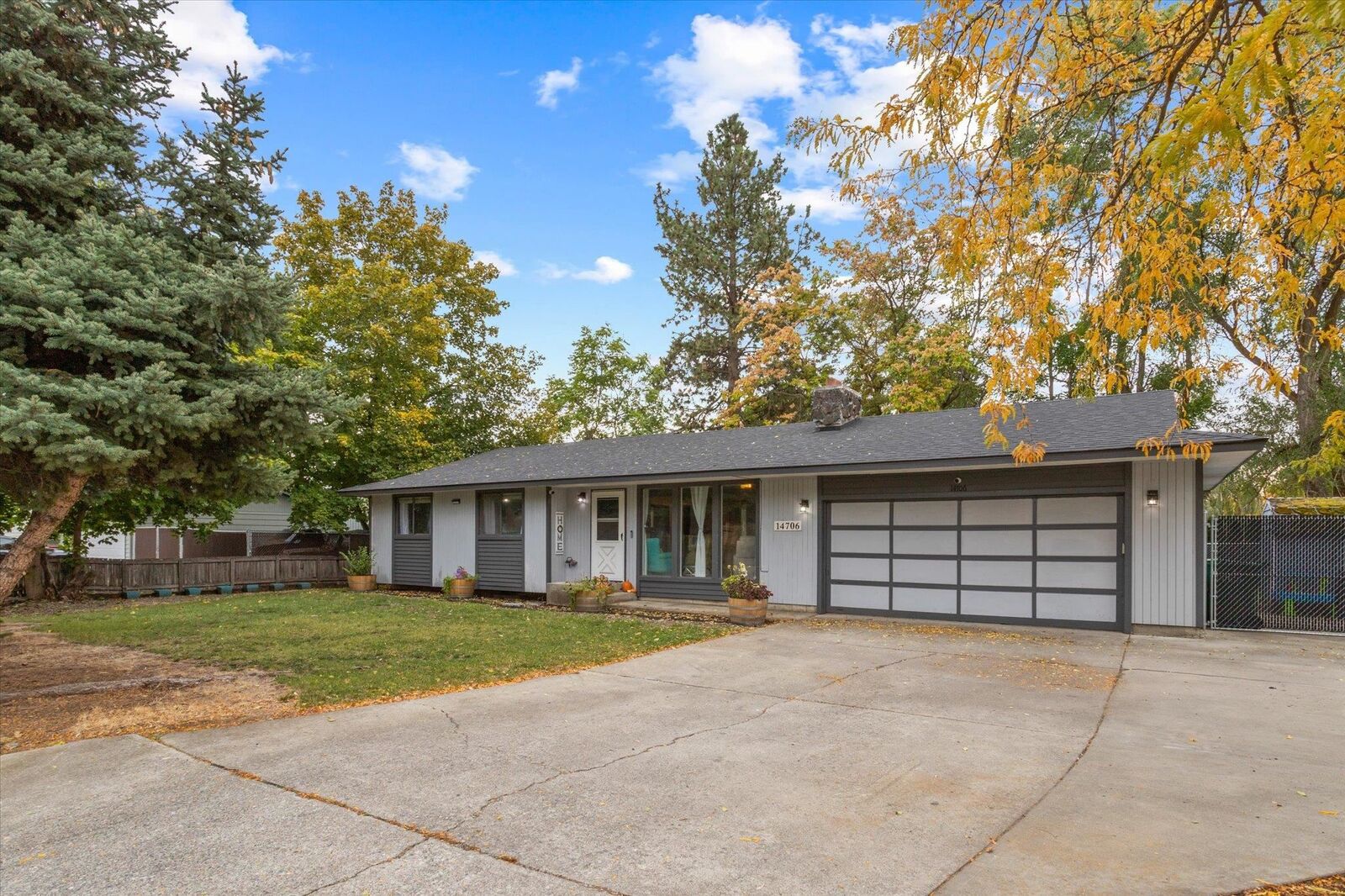 Property Photo: 14706 E Alki Ave WA 99216
