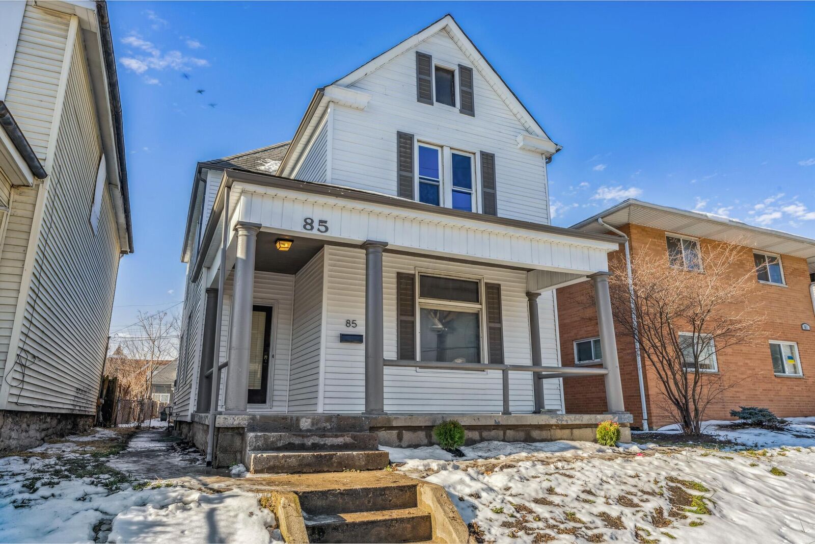 Property Photo: 85 Hawkes Avenue OH 43222