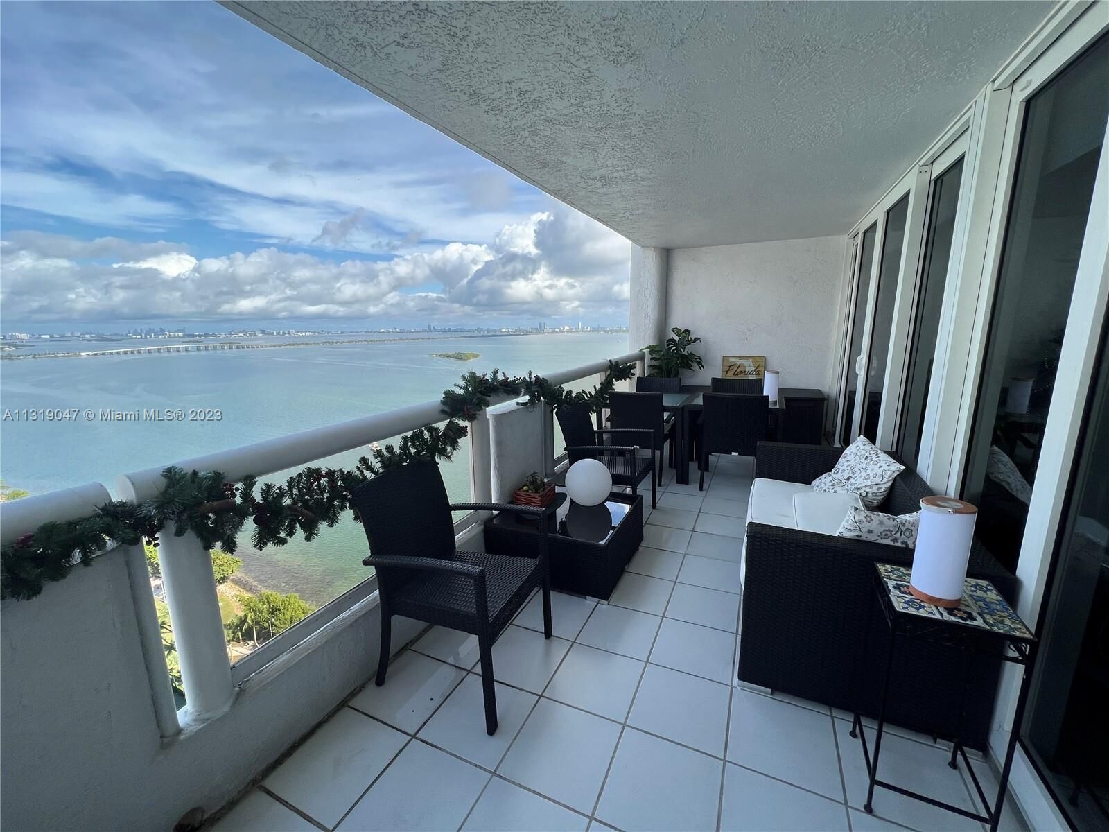 Property Photo: 1717 N Bayshore Dr A-3037 FL 33132