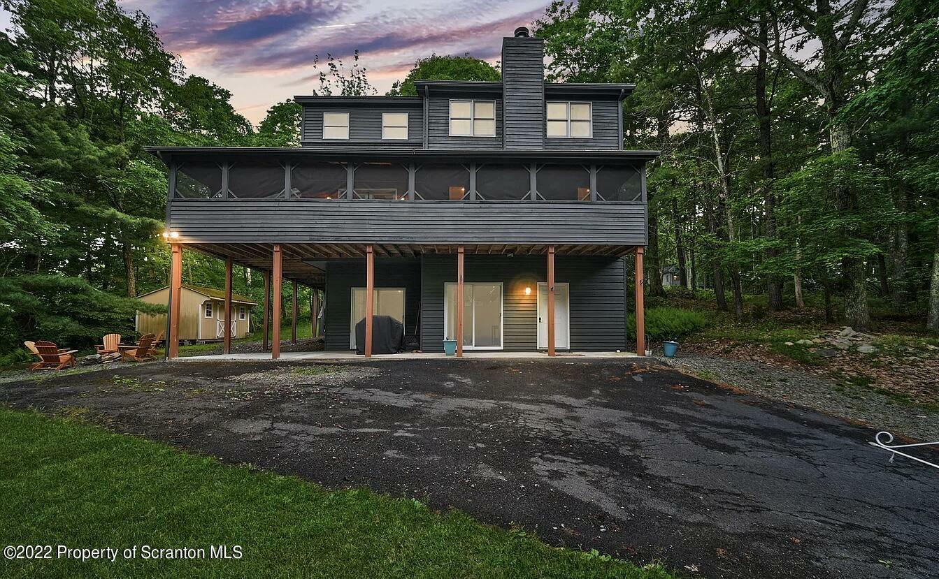 Property Photo:  205 Lake Drive  PA 18346 