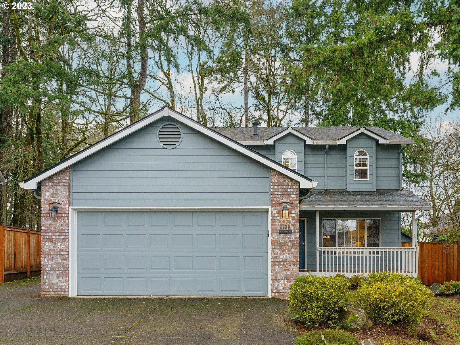 Property Photo:  2029 SE 70th Ct  OR 97123 