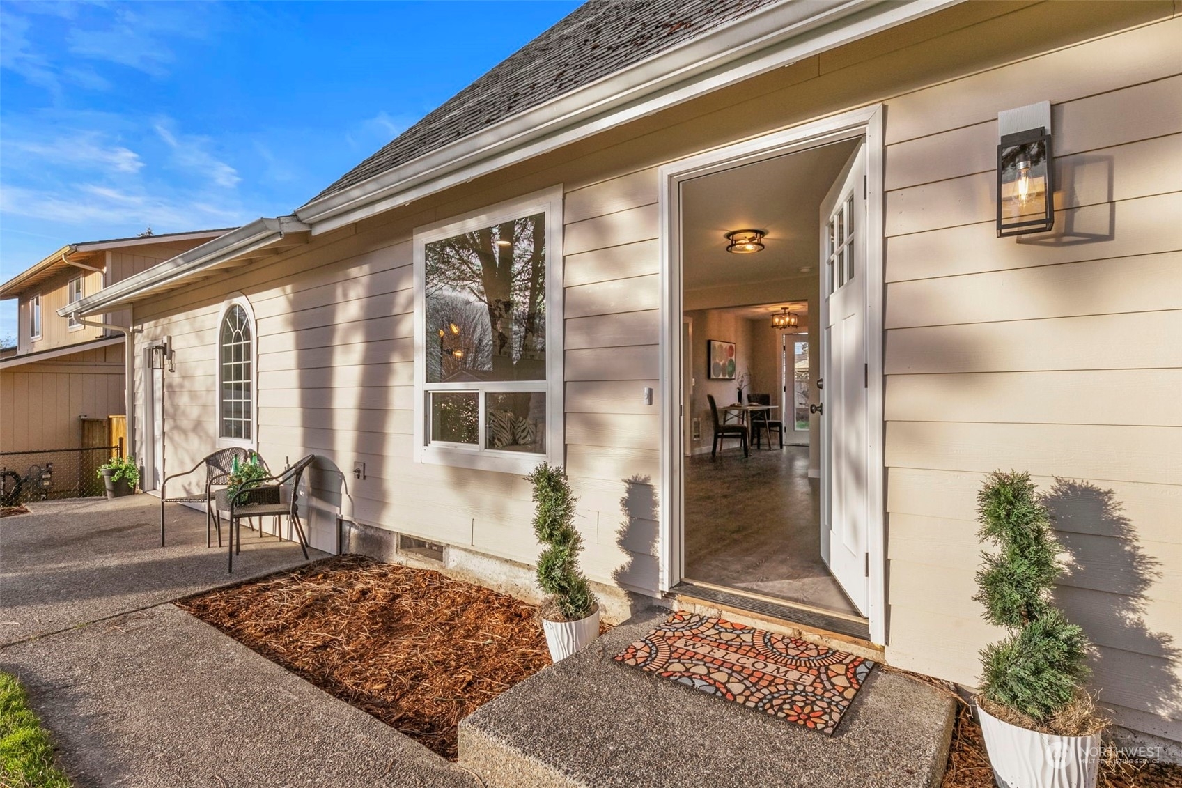 Property Photo: 1518 Clemens Street WA 98310