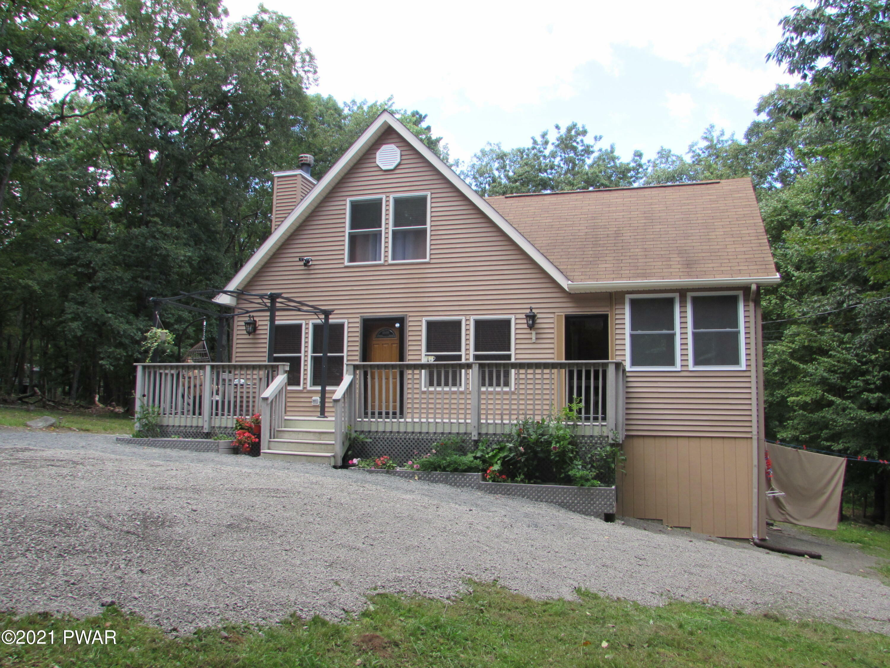 Property Photo:  105 Waterview Drive  PA 18428 