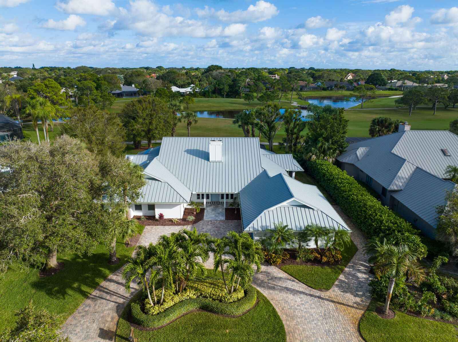 Property Photo: 6205 SE Ironwood Circle FL 34997
