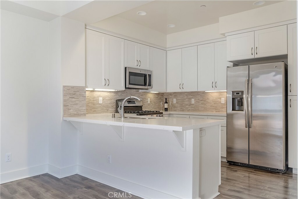 Property Photo:  3265 Lavender Lane 2505  CA 93401 