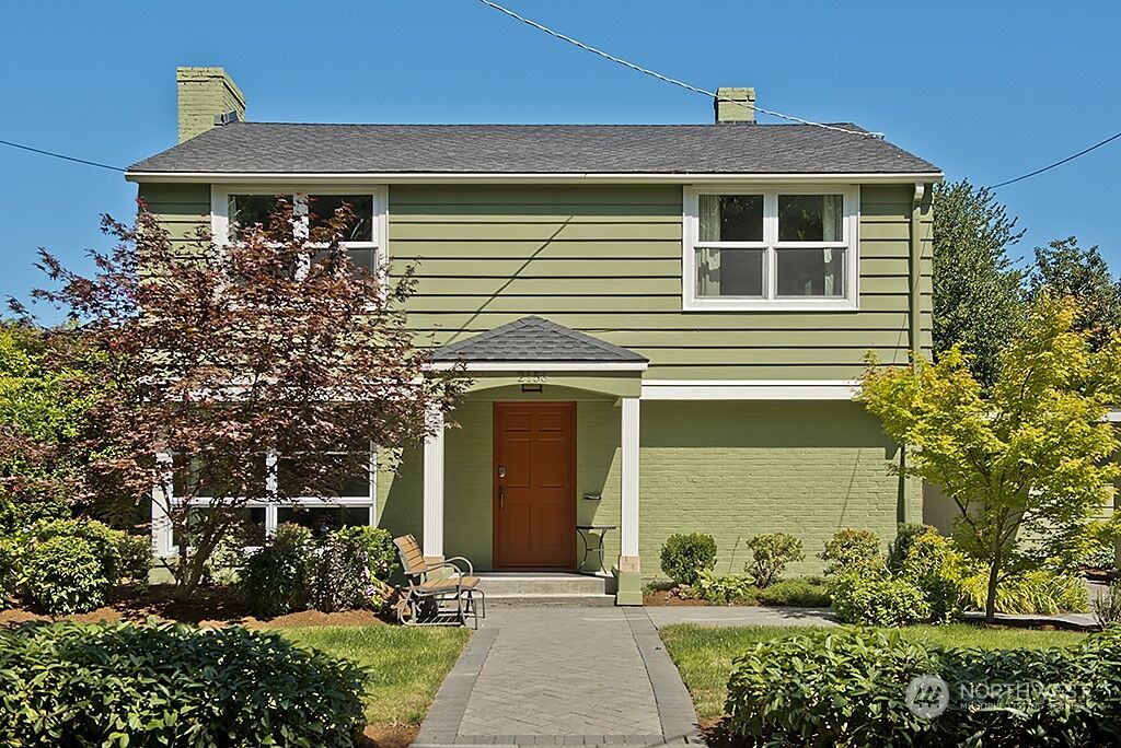 Property Photo: 2156 Boyer Avenue E WA 98112