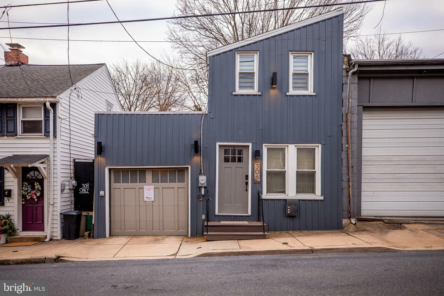 Property Photo:  306 E Fulton Street  PA 17602 