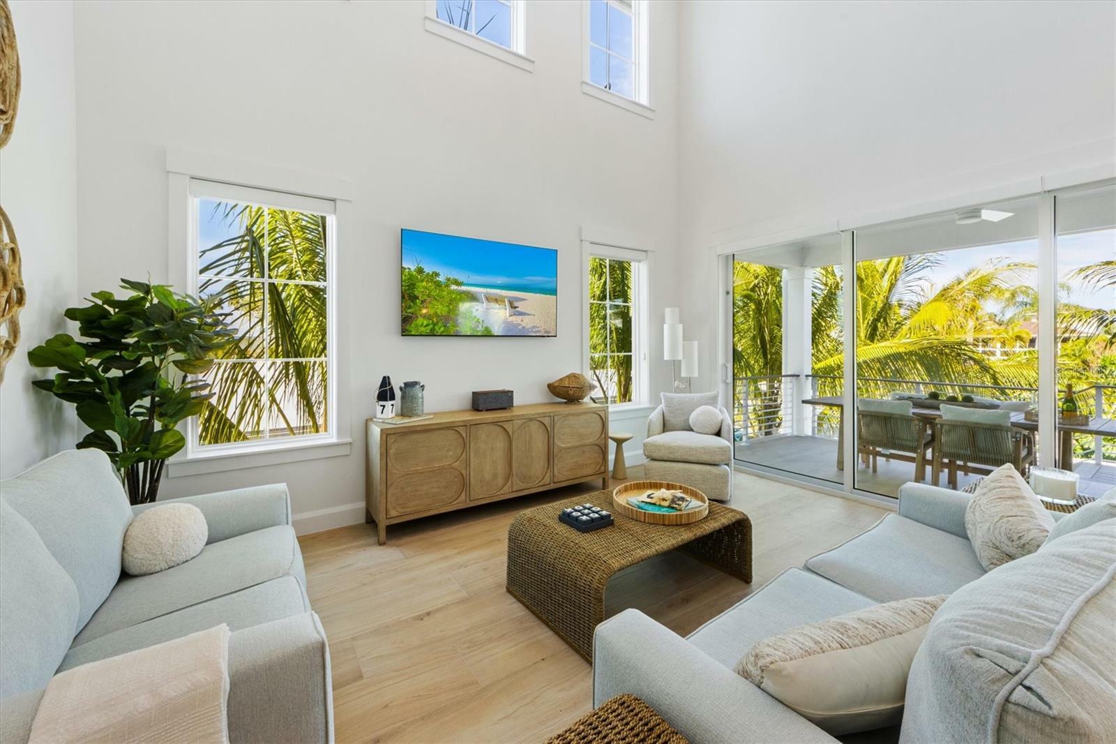 Property Photo: 608 Rose Street FL 34216