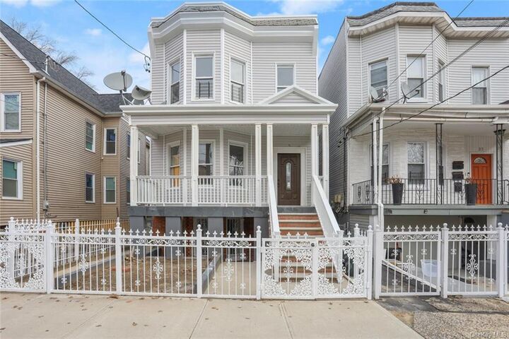 35 S 12th Avenue  Mount Vernon NY 10550 photo