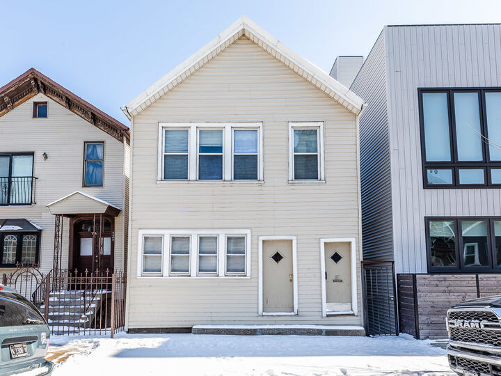 723 N Willard Court  Chicago IL 60642 photo