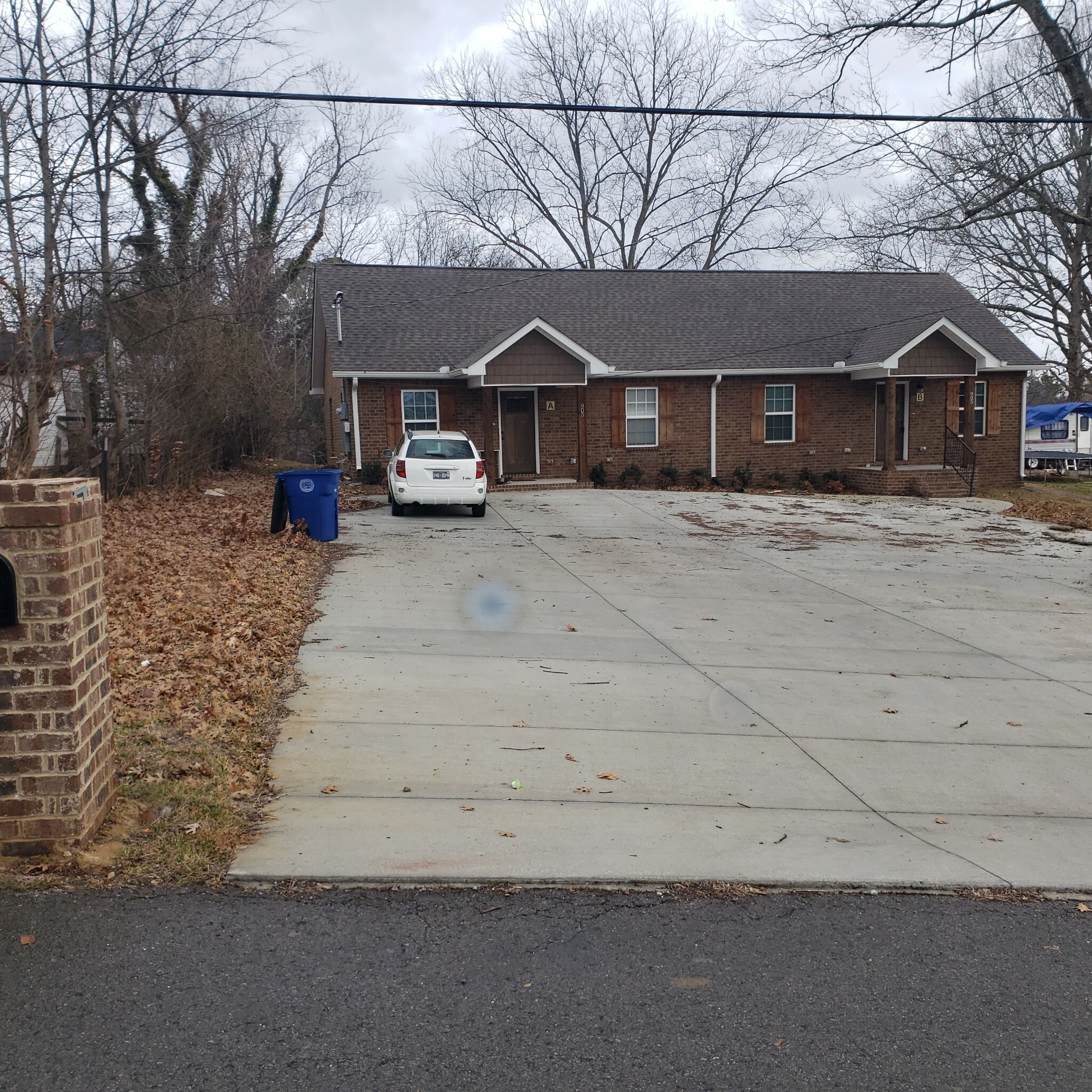 Property Photo:  905 Woodland Ave  TN 37160 