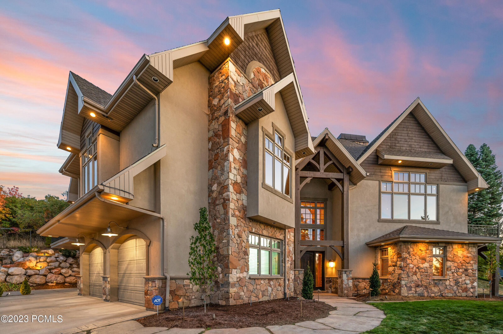 Property Photo:  3815 Glade Hollow Way  UT 84010 